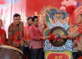Buka Malam Perayaan Imlek, Wabup Rohil Ajak Semua Suku Bangun Daerah