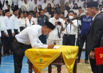 Pelantikan 938 Anggota BPKep, Bupati Minta Anggota BPKep Bekerjasama dengan Penghulu 