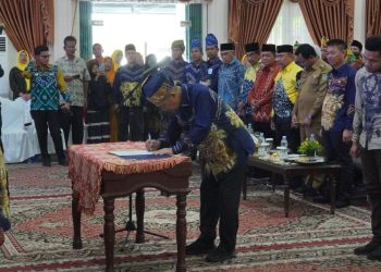 Bupati Rohil Hadiri Pengukuhan PD Kerukunan Bubuhan Banjar Periode 2023-2028