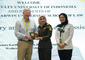 Mahasiswa Universitas Indonesia Bersama Charles Darwin University Audiensi ke Kejagung