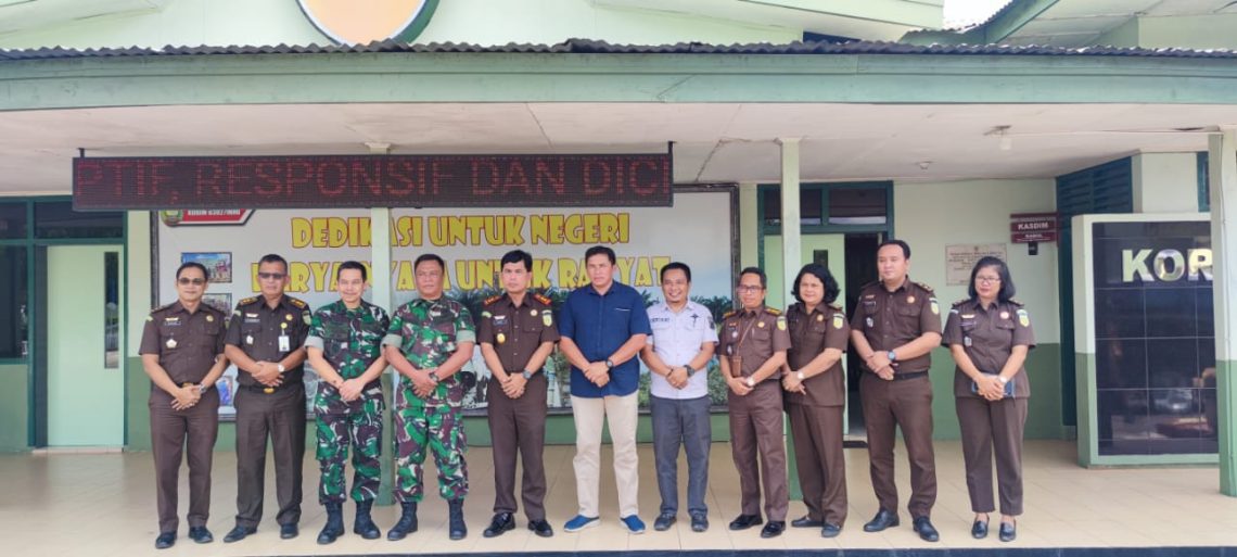 Koordinasi Penanganan Perkara Berpotensi Koneksitas, Aspidmil Kejati Riau Kunker ke Inhu