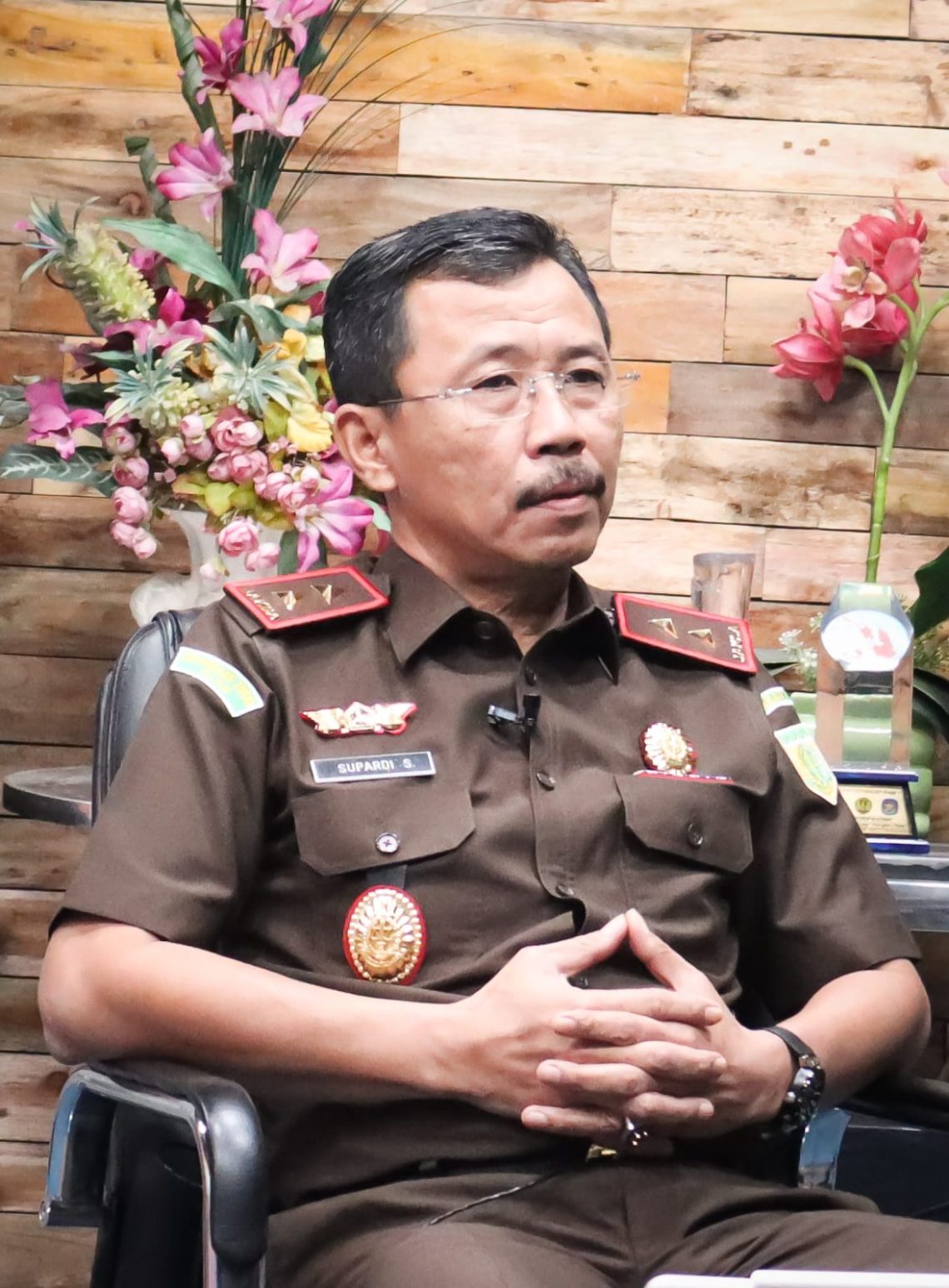 Kepala Kejati Riau Menjadi Narasumber Program ” Jaksa Menjawab” Bersama Riau TV