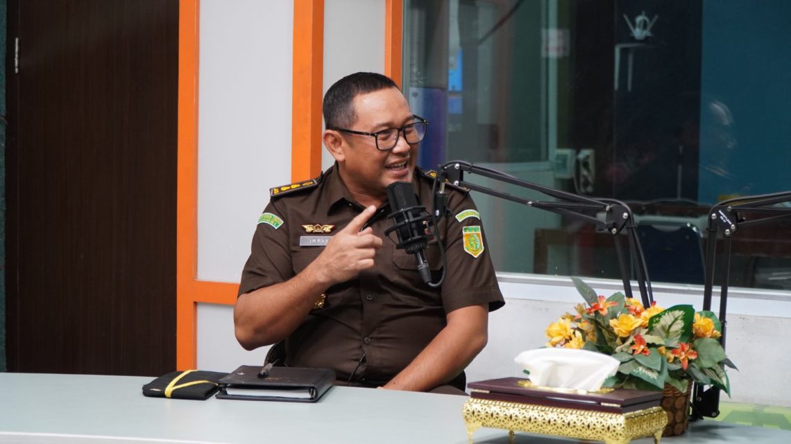 Aspidsus Kejati Riau Menjadi Narasumber Podcast Bukan Mimpi di Riau TV