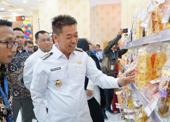 Bupati Rohil Harapkan Produk UMKM Bisa Masuk Indomaret