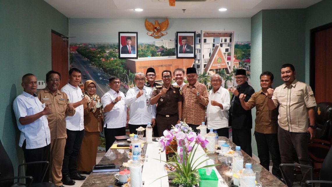 Kejaksaan Tinggi Riau Melaksanakan Rapat Koordinasi Pakem