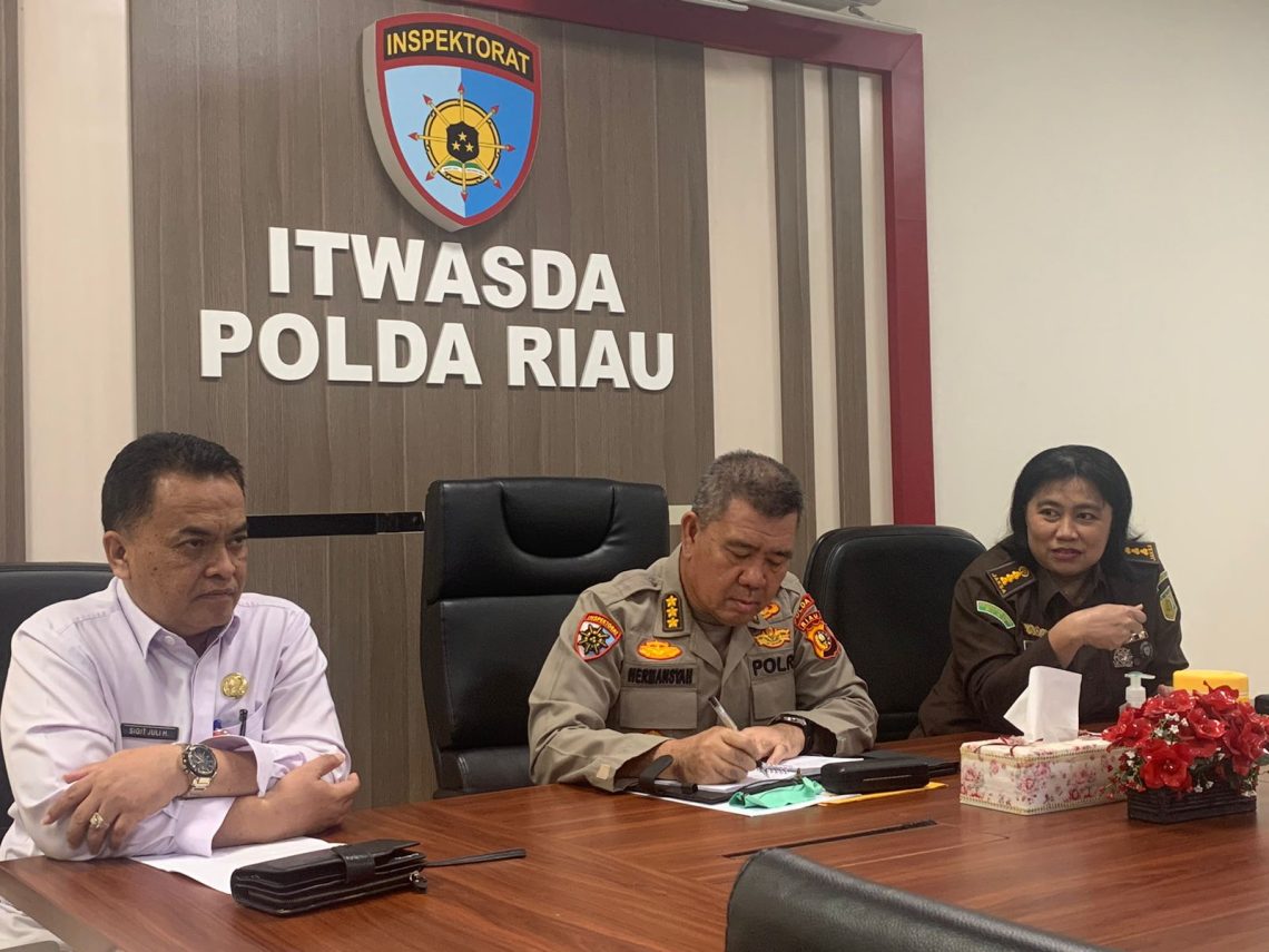 Bahas Program Kerja, Aswas Kejati Riau Rapat Bersama Tim Saber Pungli