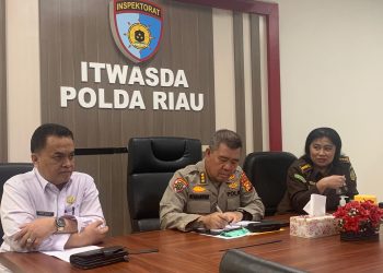 Bahas Program Kerja, Aswas Kejati Riau Rapat Bersama Tim Saber Pungli