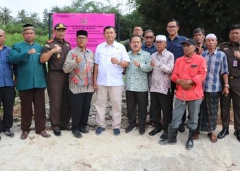 Tanah Milik Terpidana Benny Tjokrosaputro Dititipkan ke Camat dan Kepala Desa Pingku 