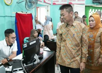 Pemkab Rohil Terus Tingkatkan Bidang Pelayanan Administrasi Kependudukan