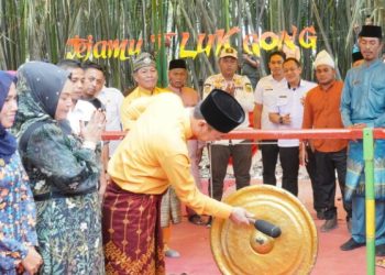 Komitment, Pemkab Rohil Kembangkan Wisata dan Budaya Melayu Jejamu Teluk Gong dan Totau Kubu