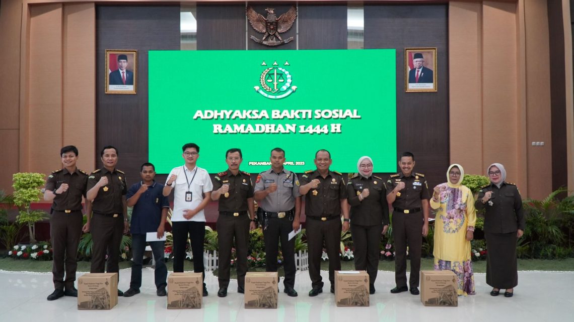 Kejaksaan Tinggi Riau dan IAD Gelar Pasar Murah dan Bazar Ramadhan 