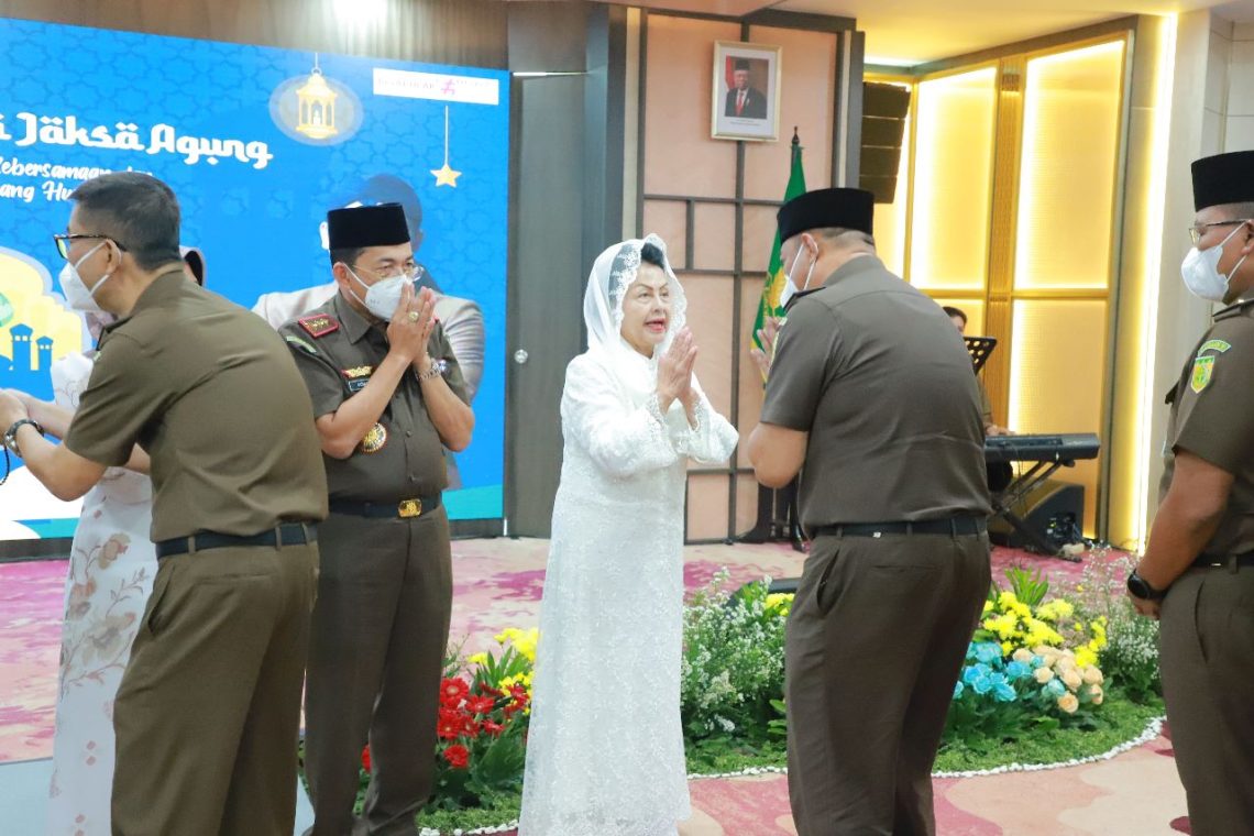 Keluarga Besar Kejaksaan Agung Menggelar Kegiatan Halal Bihalal 