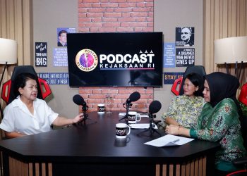 Ny Sruning Burhanudin Blak- blakan Buka Rahasia Menjadi Wanita Sukses