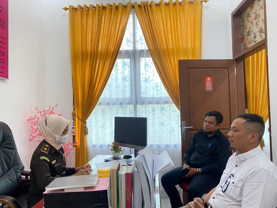Tim Jaksa Penyidik Pidsus Kejari Buton Periksa 6 Orang Saksi