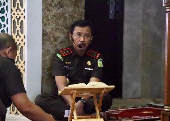 Kajati Riau Dr Supardi Sampaikan Tausiyah Ba’da Dzuhur 