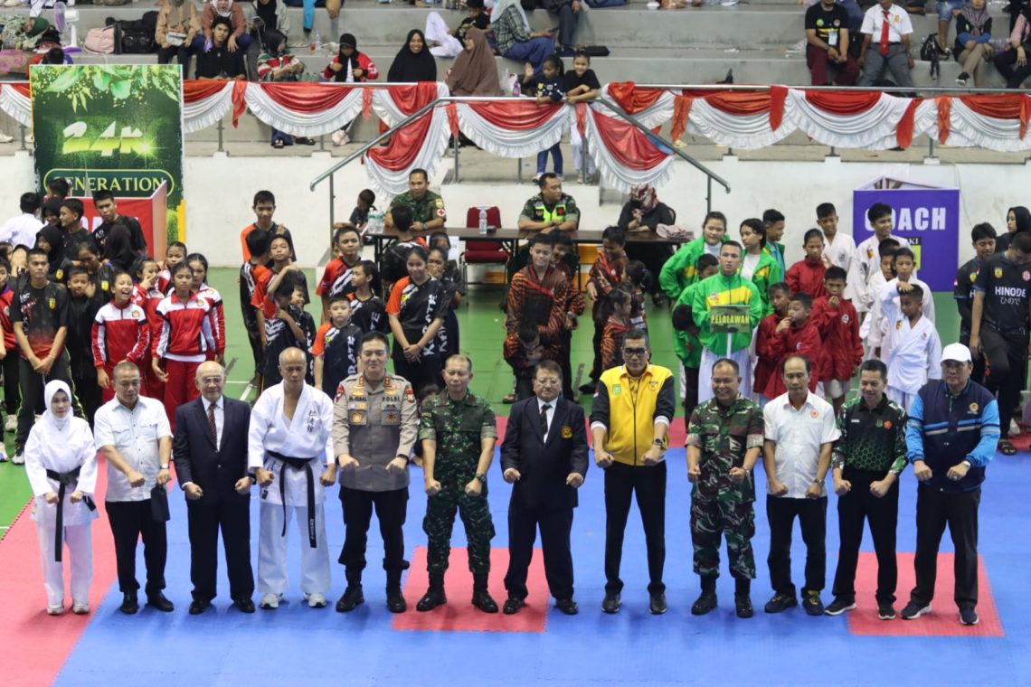 Aspidmil Kejati Riau Hadiri Pembukaan Kejurnas Karate Shokaido Open Piala Danrem 031/WB