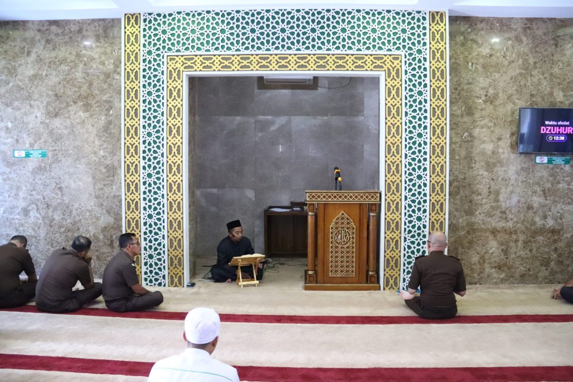 Ust. Chairul Ichwan : Keutamaan Orang yang Memuji Allah Subhaanahu Wata’ala