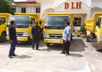 Tingkatkan Kebersihan Kota, Pemda Tambahkan 5 Unit Dump Truck untuk DLH
