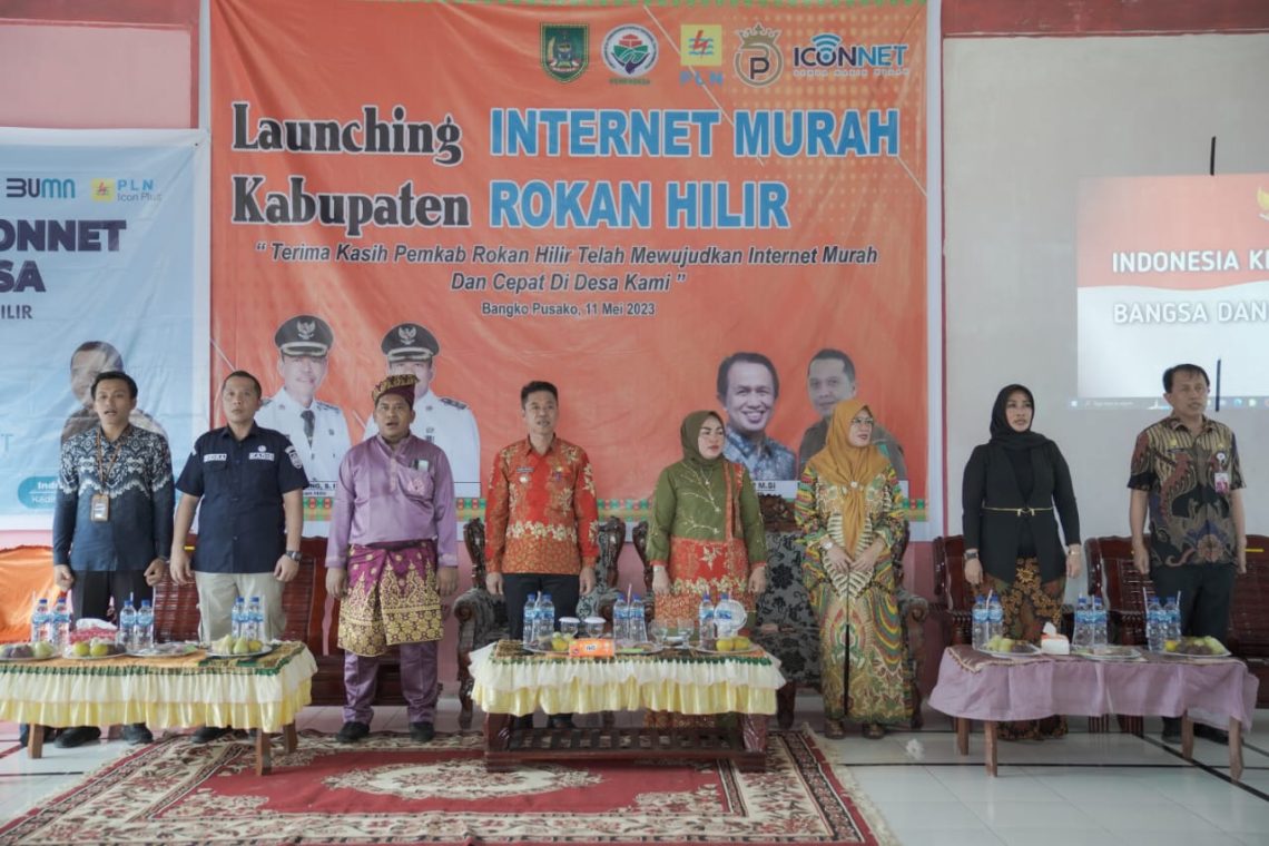 Bupati Afrizal Sintong Resmi Launching Internet Murah