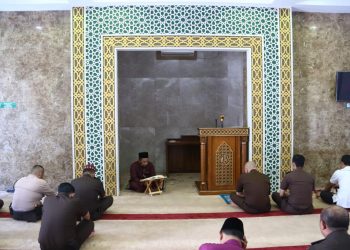 Bagi Orang Islam, Kesusahan dan penderitaan di Dunia Ini Tidak Patut Dikeluhkan.