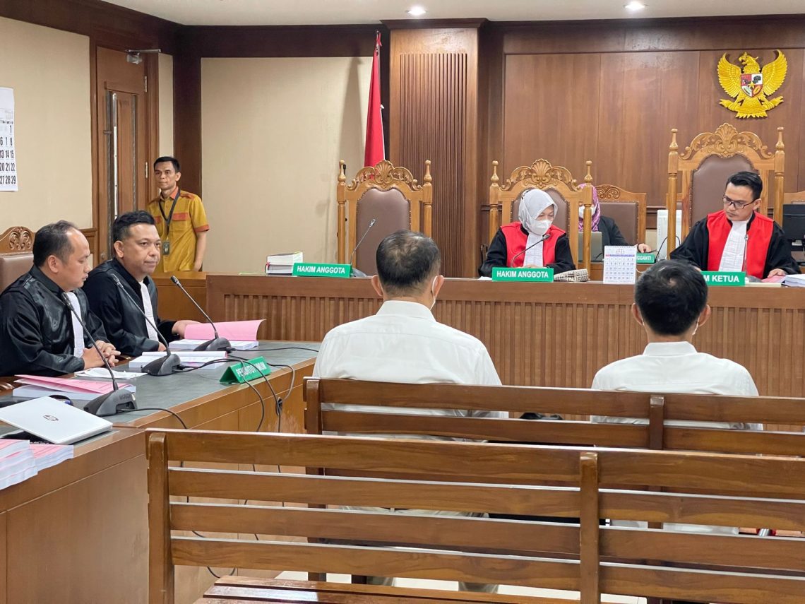 Surat Dakwaan Ketiga Terdakwa BTS 4G Kominfo Dibaca Oleh Penuntut Umum