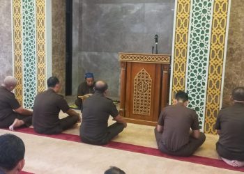 Membaca Al-quran Dapat Membersihkan Hati dan Menguatkan Kerohanian 