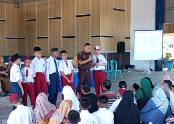 Kejaksaan Negeri Dumai Melakukan Penyuluhan Hukum di SMPN 2 