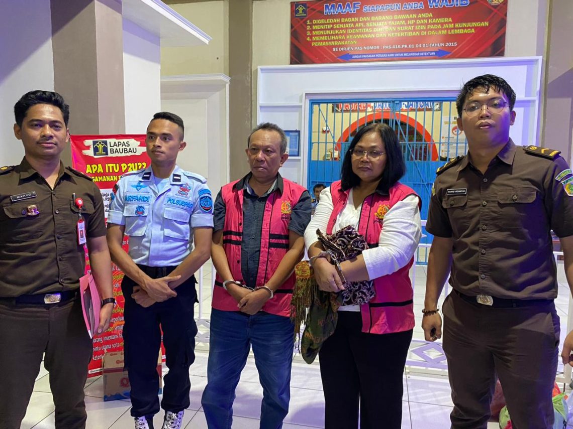 Direktur PT. Tatwa Jagatnata CH. ESH dan PPK AR Tersangka dan Ditahan