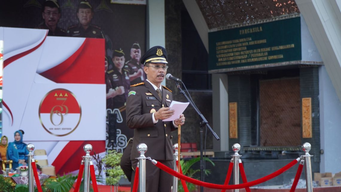 Pimpin Upacara HBA ke 63, Kajati Riau Sampaikan 7 Perintah Harian