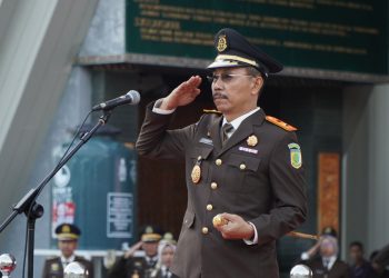 Kajati Riau Dr. Supardi Mengikuti Upacara Memperingati HBA ke 63 Secara Virtual