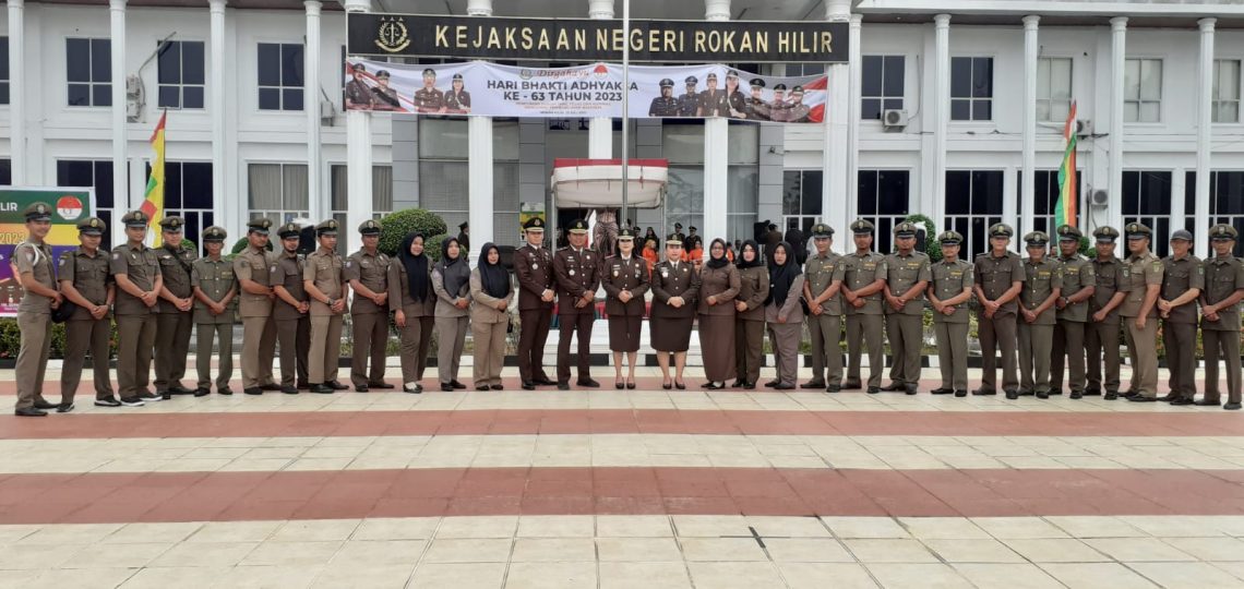 Pimpin Upacara HBA ke 63, Kajari Rohil Sampaikan Amanat Jaksa Agung