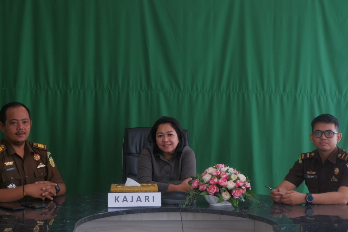 Kajari Rohil Mengikuti Webinar Peningkatan Kapabilitas ASN Kejaksaan RI