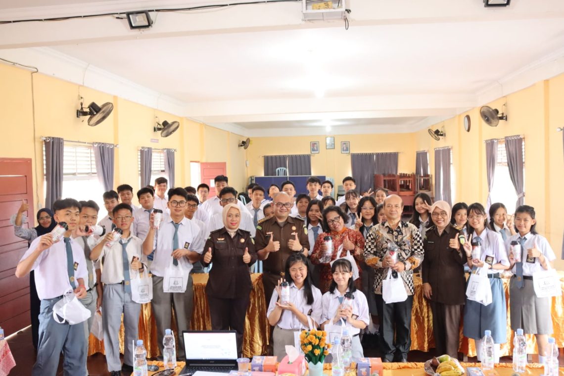 Kejati Riau Gelar Program JMS di SMKS Dharma Maitreya Bengkalis
