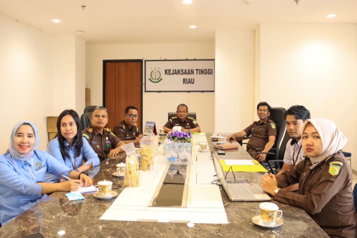 Asbin Kejati Riau Mengikuti Webinar Tecnical Meeting Pelaksanaan SKM