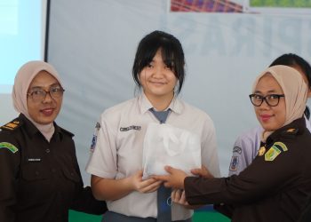 Tim Penkum Kejati Riau Melaksanakan JMS ke SMA Santo Tarcisius Dumai