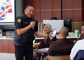 Kapuspenkum: Public Speaking Adalah Seni, Harus Dimiliki oleh Setiap Jaksa