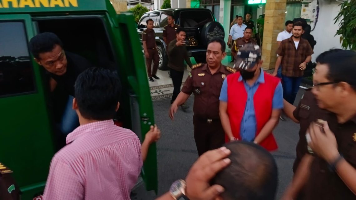 Tim Penyidik Kejati Sultra Tetapkan AS dan RC Sebagai Tersangka 