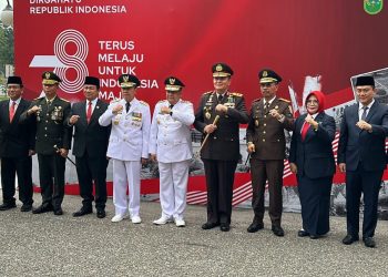 Kajati Riau Hadiri Upacara Pengibaran Bendera Merah Putih HUT RI Ke-78 