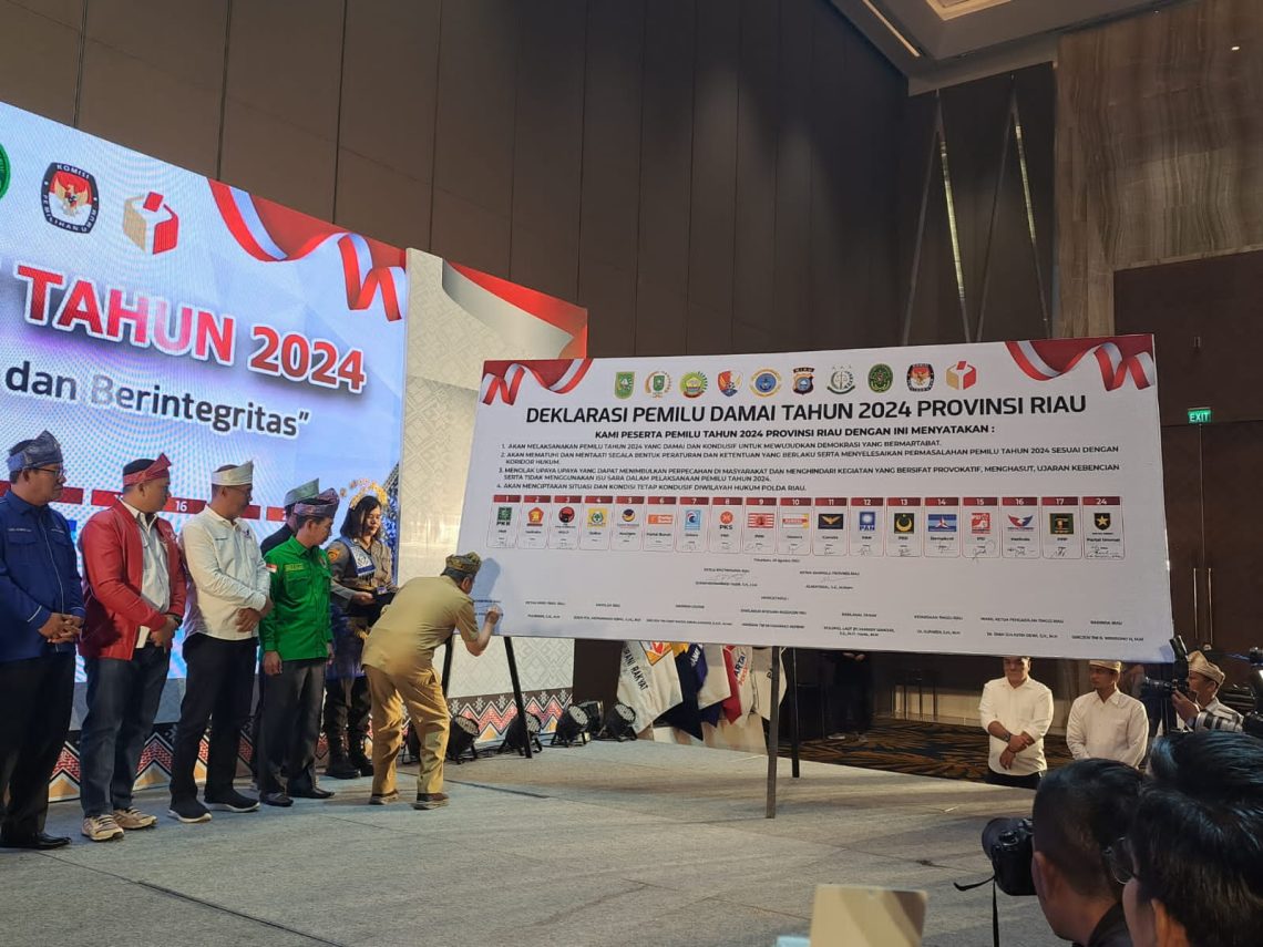 Kasi A Bidang Intelijen Kejati Riau Hadiri Deklarasi Pemilu Damai Tahun 2024