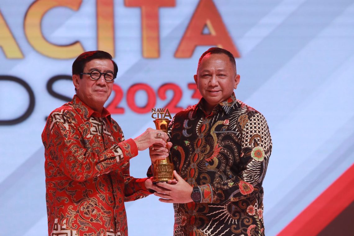 Jaksa Agung ST. Burhanudin Raih Penghargaan Nawacita Award 2023