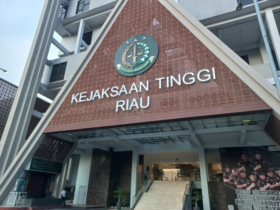 KAJATI RIAU HARAPKAN PUTRA PUTRI TERBAIK PROVINSI RIAU IKUT SELEKSI CPNS  KEJAKSAAN RI 2023