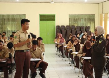 Tim Penkum Kejati Riau Melakukan Penyuluhan Hukum ke SMA 2 Tebing Tinggi