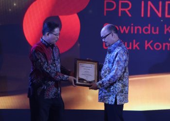 Kejagung Terima Penghargaan Instansi Paling Berpengaruh di Bidang Komunikasi