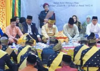 Aspidmil Kejati Riau Hadiri Penganugrahan Gelar Adat Datuk Seri Jaya Perkasa Setia Negeri