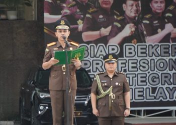 Kajati Riau Dr. Supardi Pimpin Upacara Peringatan Hari Kesaktian Pancasila 