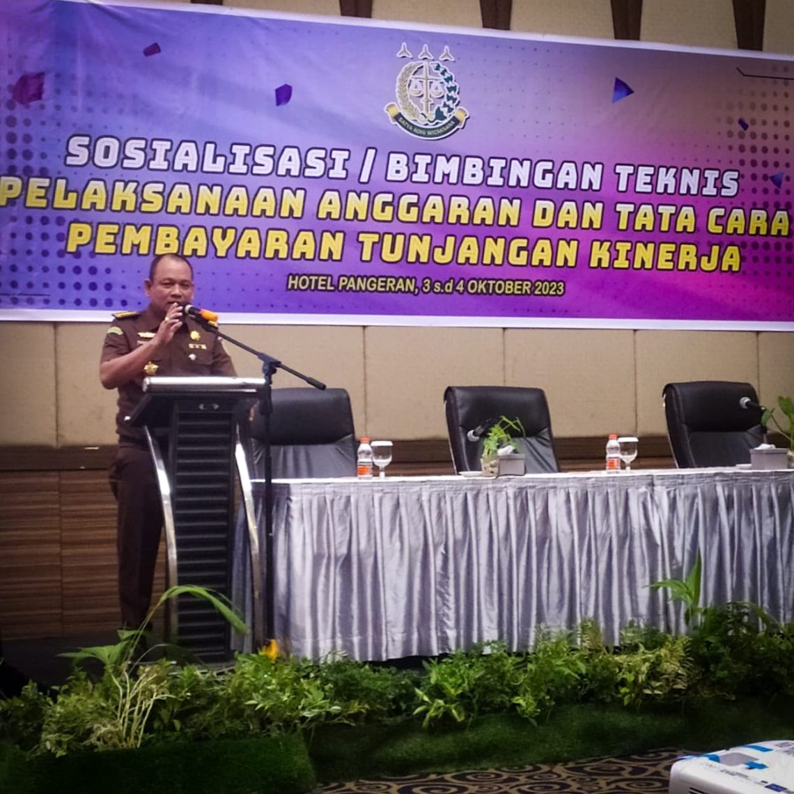 Asbin Kejati Riau Buka Sosialisasi Bimtek Pelaksanaan Anggaran & Tata Cara Pembayaran Tukin