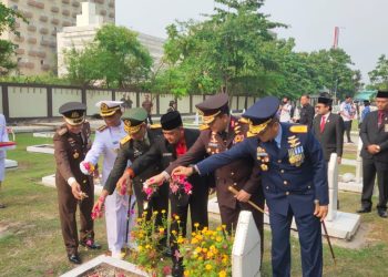 Aspidmil Kejati Riau Upacara Ziarah Nasional Dalam Rangka HUT TNI ke – 78 
