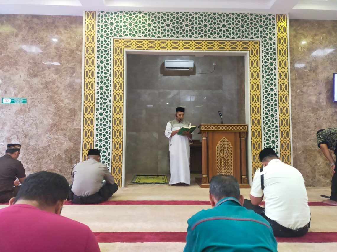 Memiliki Sahabat Orang – Orang Shaleh Merupakan Nikmat Karunia dari Allah SWT 