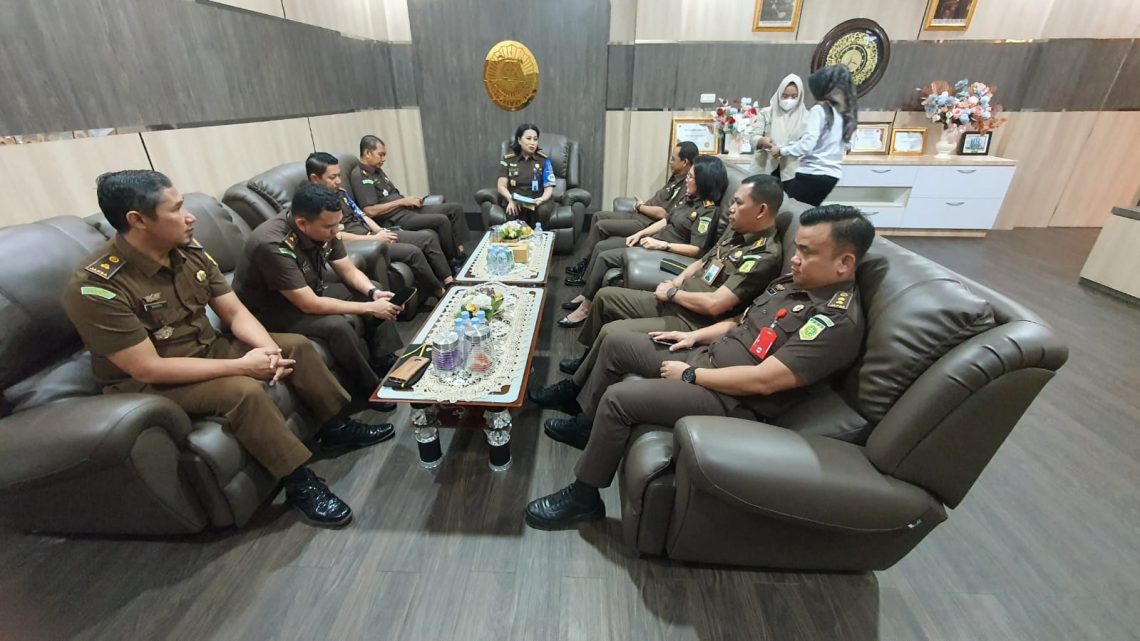 Asisten Pengawasan Kejaksaan Tinggi Riau Inspeksi Pemantauan di Kejari Dumai