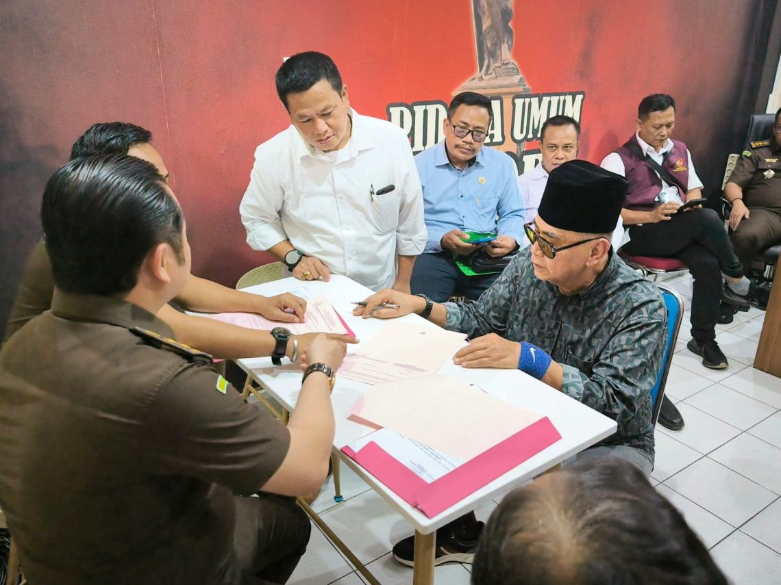 Penyerahan Tersangka dan Barang Bukti (Tahap II) Atas Nama Tersangka ARPG